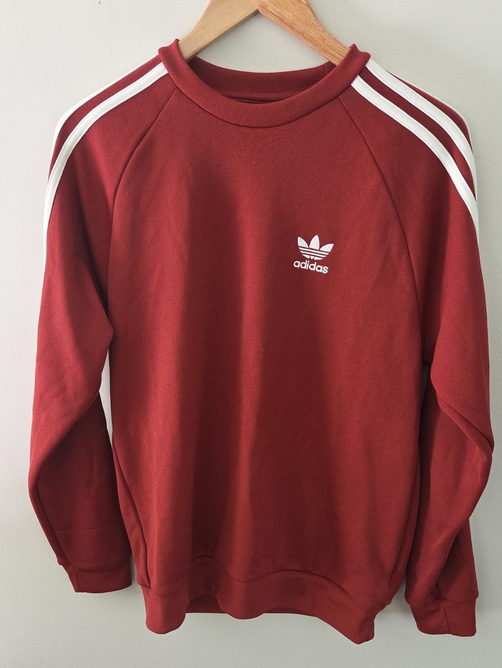 Adidas Classic Three Stripe Crewneck Sweatshirt Like New